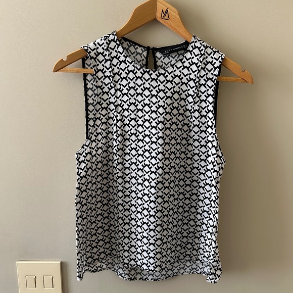 Zara Sleeveless Black and White Printed Top / Blouse - Picture 1 of 3